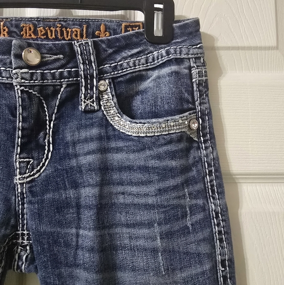 Rock Revival Sherry Bootcut B4 Low Rise Stretch Embellished Jeans, Size 27. - Picture 6 of 16